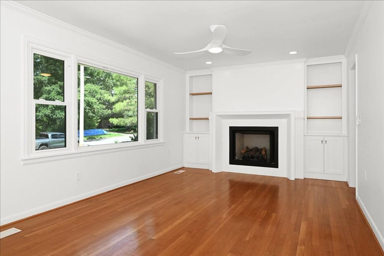 810 7th Ave Se - Photo 3 of 24