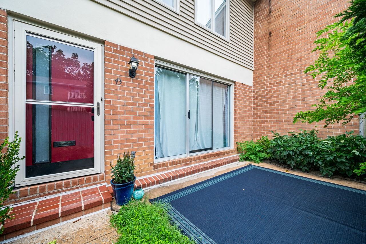 43 Gunning Ln #43 - Photo 2 of 19