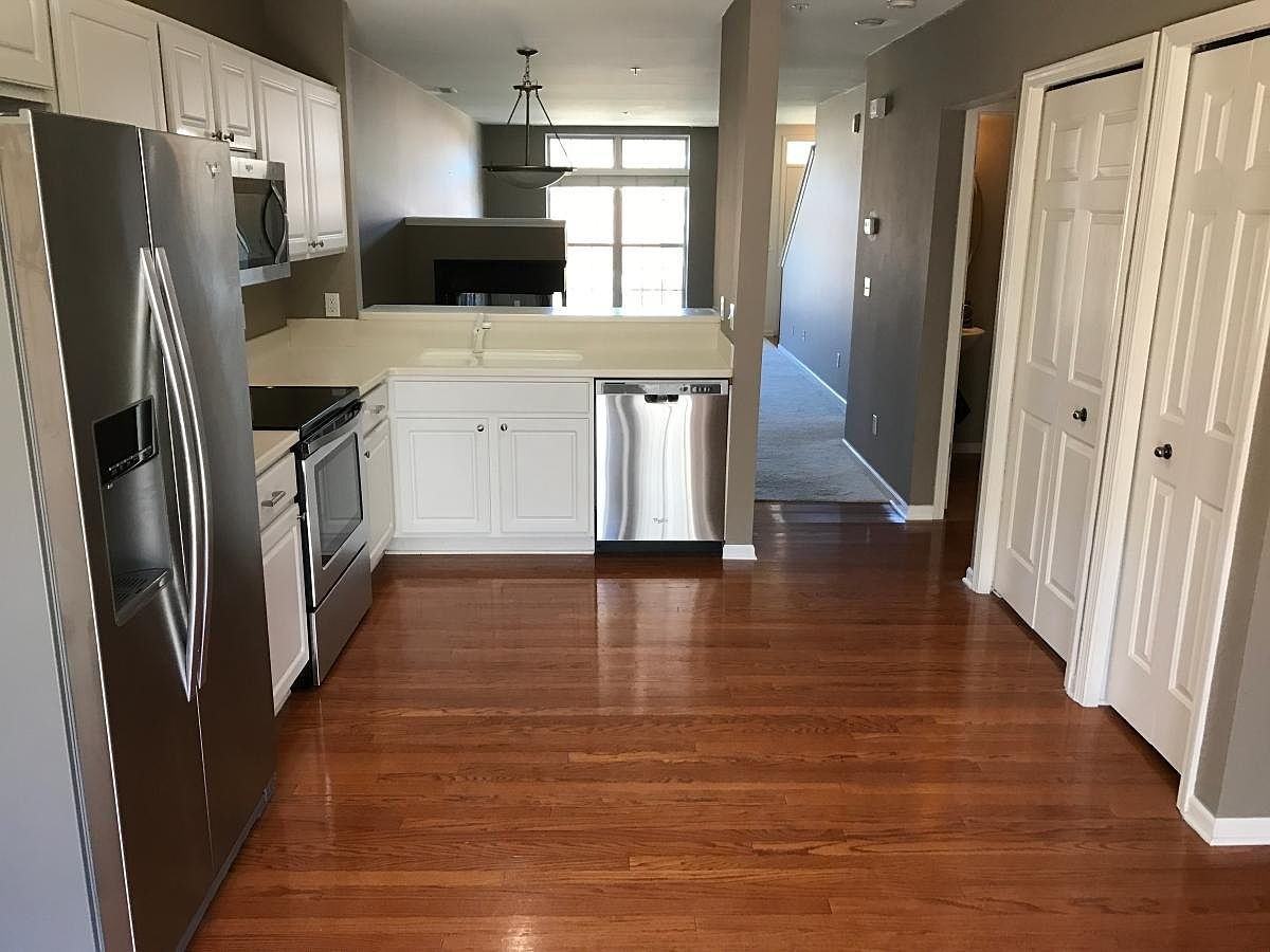 3054 Camden Dr #3054 - Photo 2 of 16