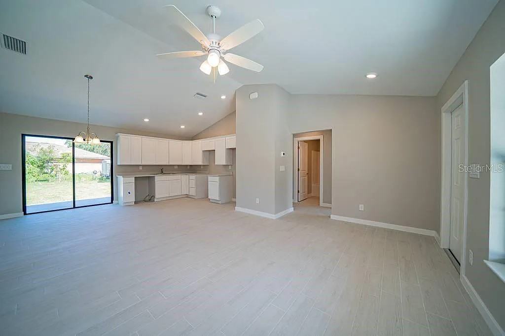 651 Chamber St Nw #NA - Photo 2 of 10