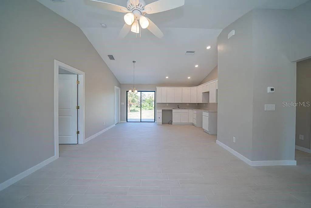 651 Chamber St Nw #NA - Photo 3 of 10