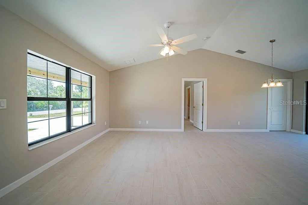 651 Chamber St Nw #NA - Photo 4 of 10