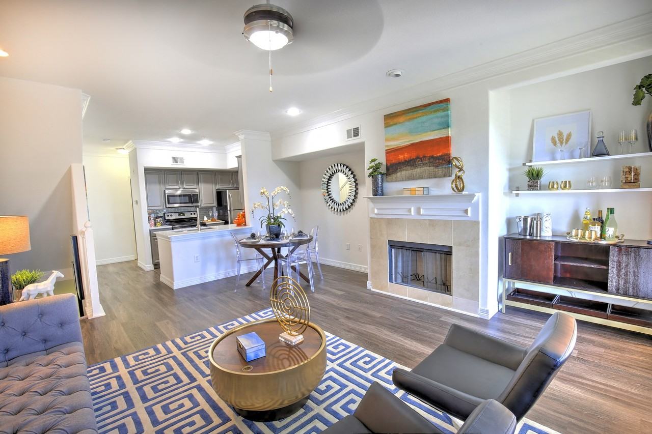 Landing at Round Rock - Photo 6 of 20