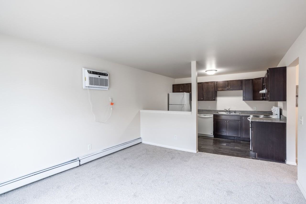 Dakota Ridge Apartments - Photo 4 of 18