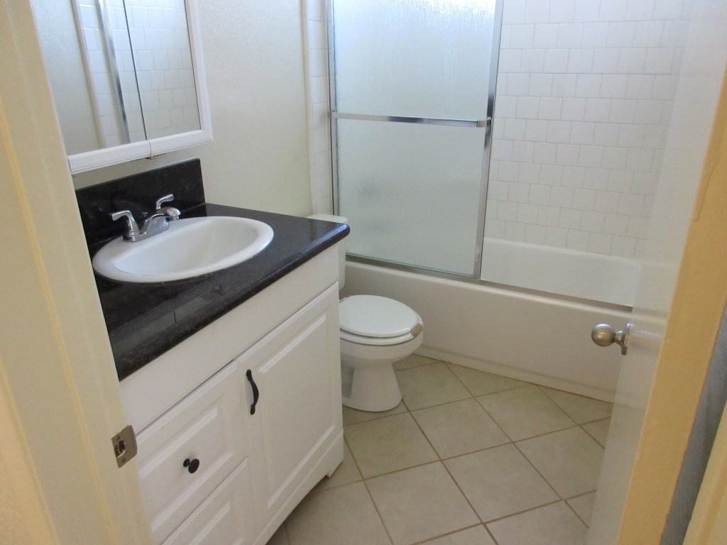 17303 Yukon Ave - Photo 3 of 38