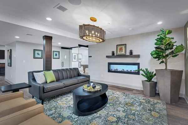 The Glen at Lafayette Hill Apartments - Photo 3 of 19