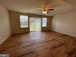 28 Belladonna Ln - Photo 3 of 8