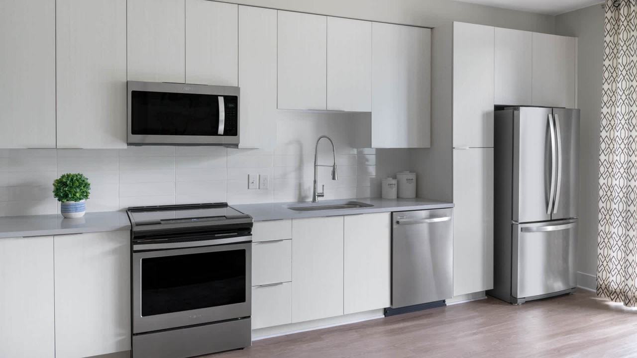 The Bishop - Photo 6 of 28