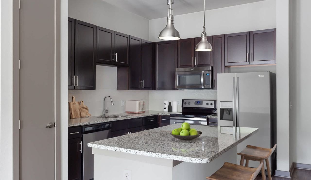 Crest at Park Central - Photo 4 of 50