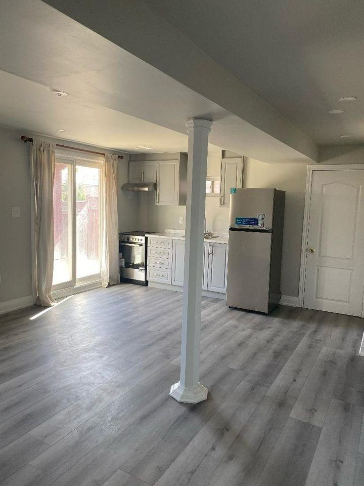 14 Pefferlaw Circle - Photo 2 of 7
