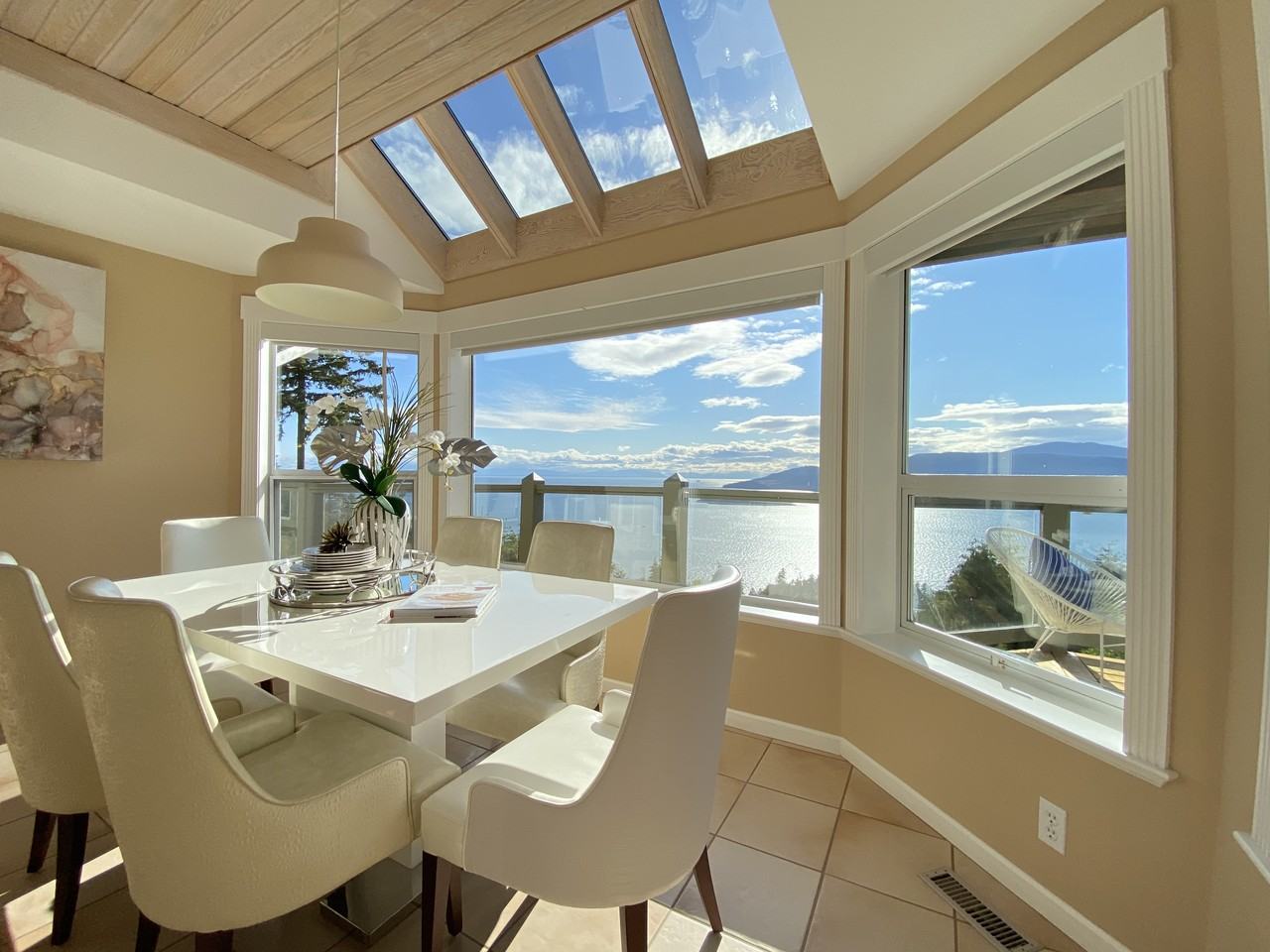 5433 Monte Bre Crescent - Photo 3 of 27