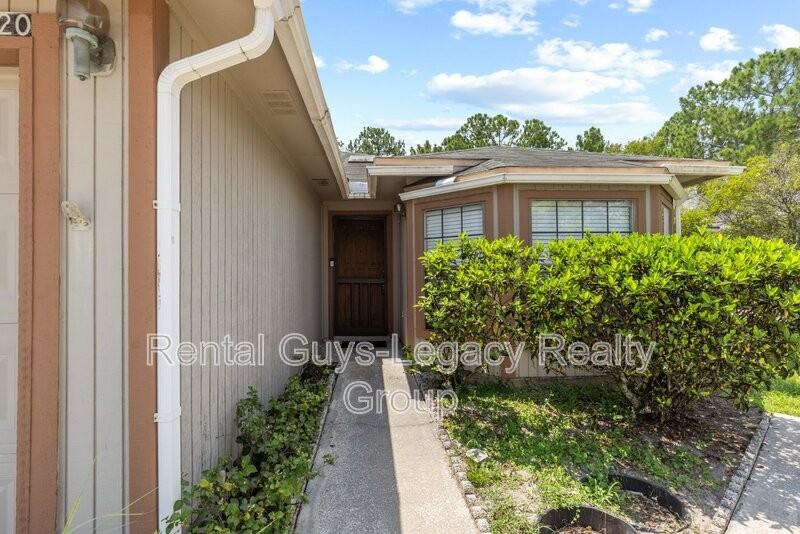 10820 Ironstone Dr S - Photo 3 of 18