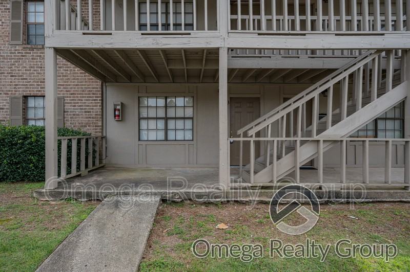 901 25th Ave #C3 - Photo 4 of 27