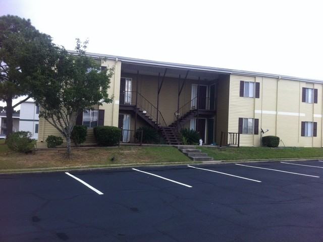Sandstones Apartments 190 N Old Corry Field Rd, West Pensacola, FL