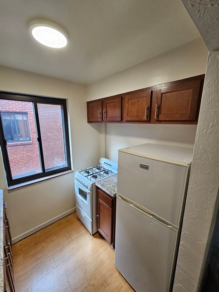 Morewood Court - Photo 5 of 10