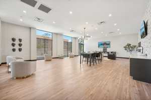 featured image of 1179 E Main St