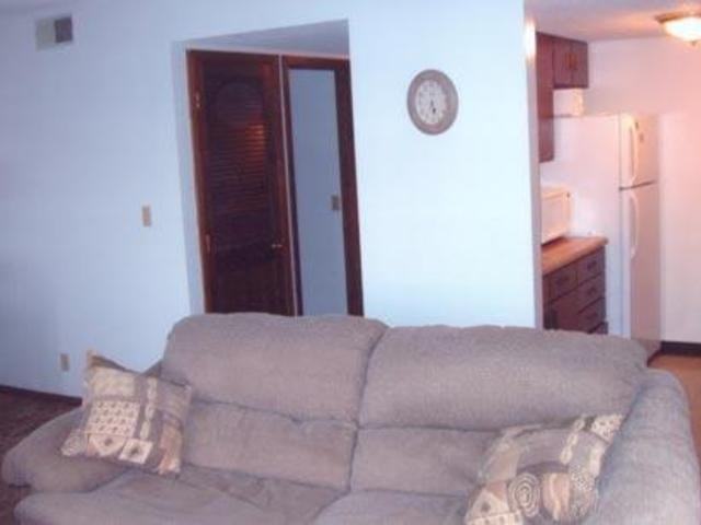 Cedarwood Apartments - Photo 3 of 6