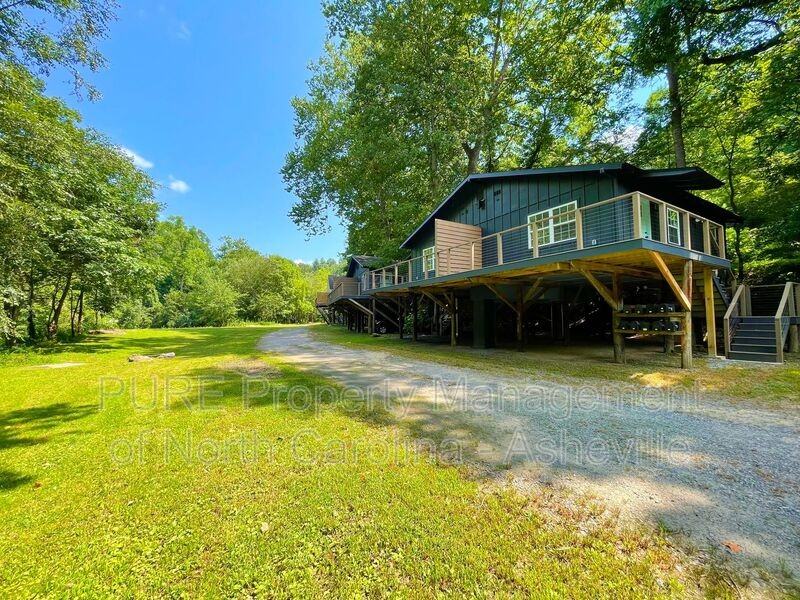 311 Stevens Ln - Photo 3 of 18