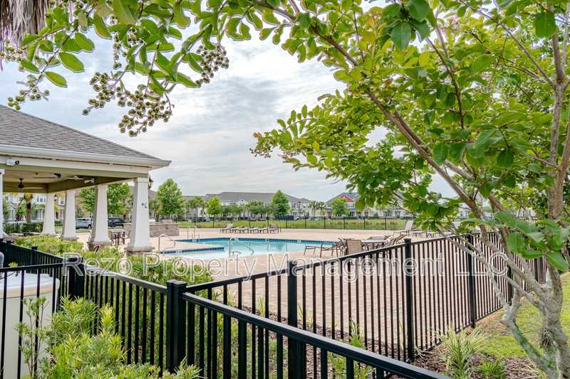 9457 Randal Park Blvd - Photo 3 of 50