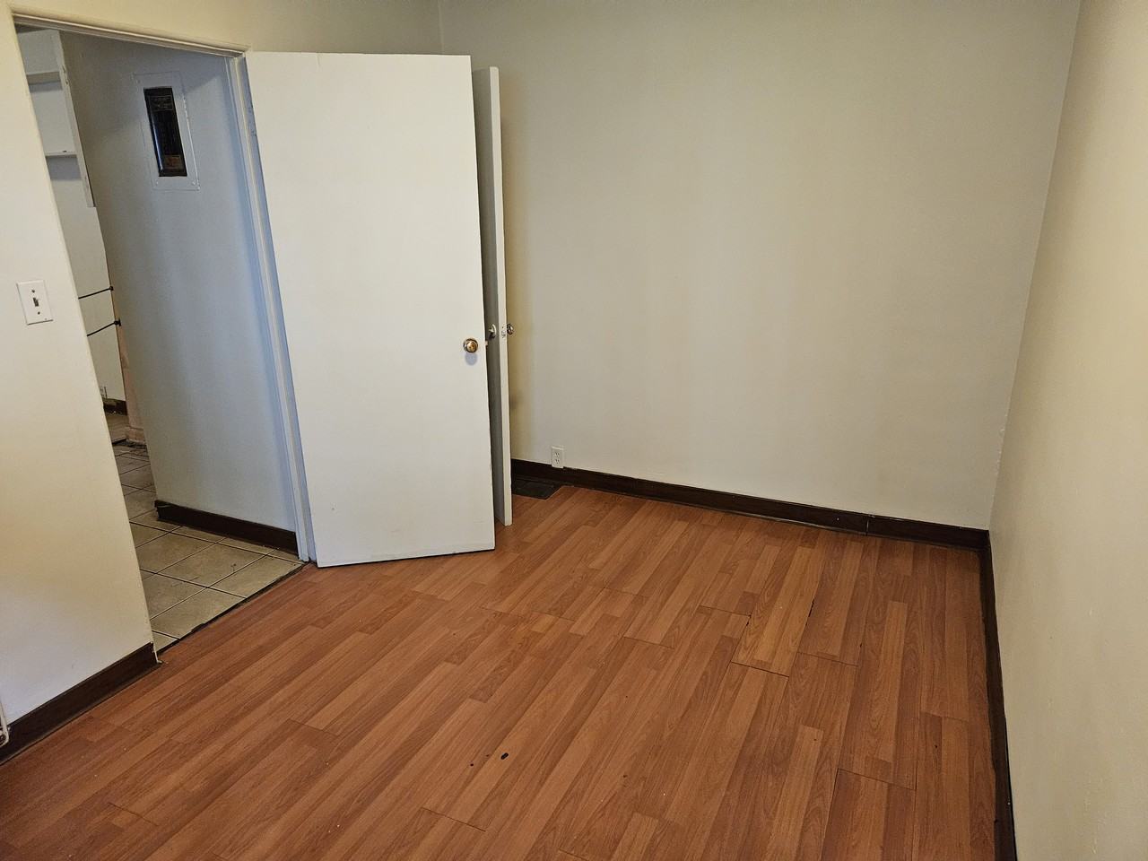 727 4th Avenue #6 - Photo 3 of 5