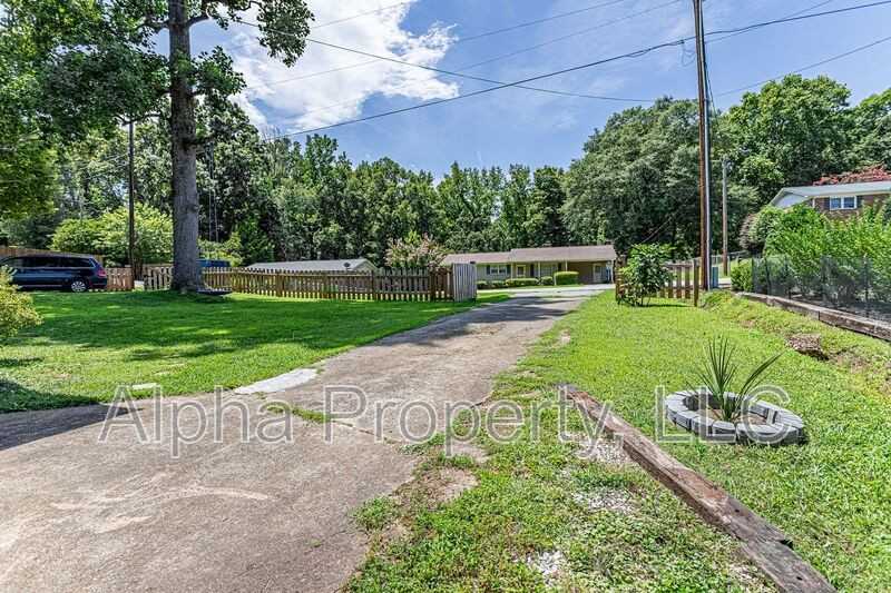 9 Harbor Dr - Photo 3 of 31