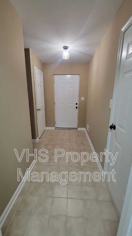 553 Highland Towne Ln - Photo 2 of 31