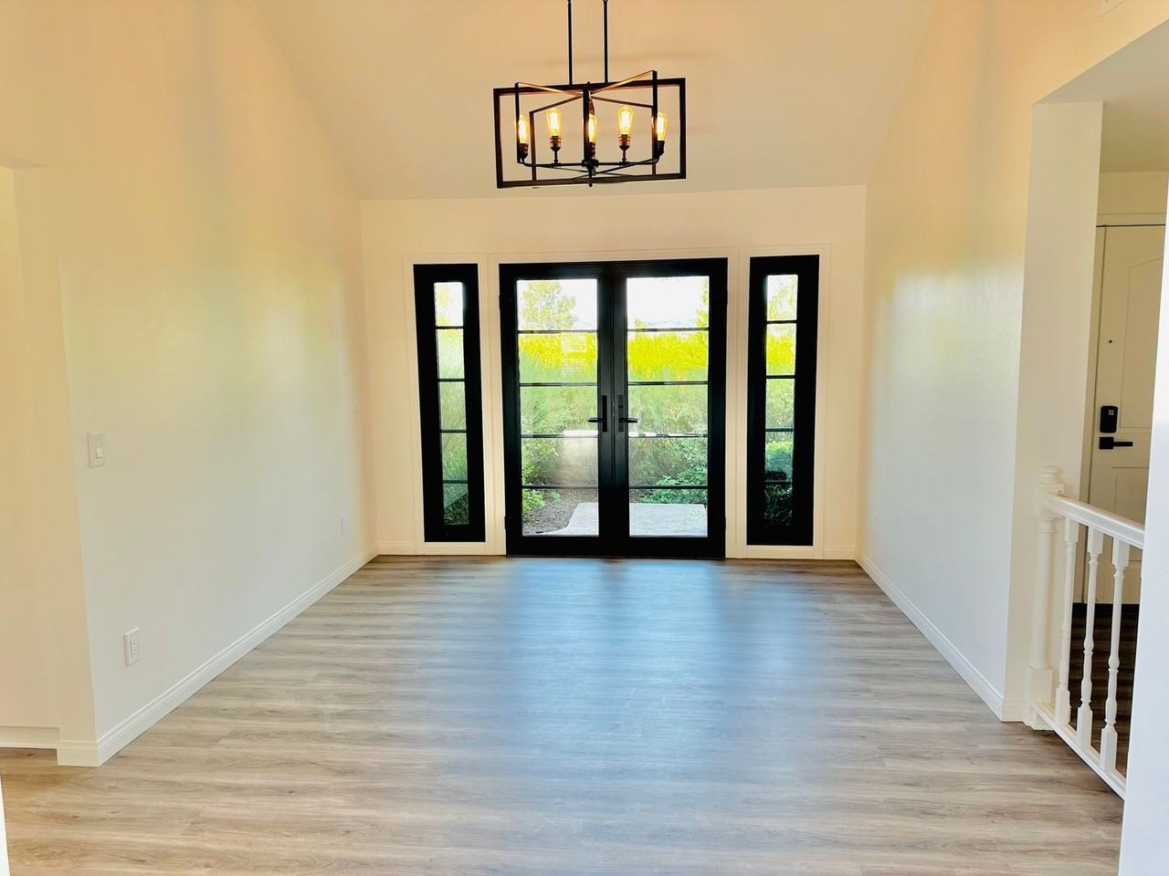 1102 Brewley Ln - Photo 6 of 24