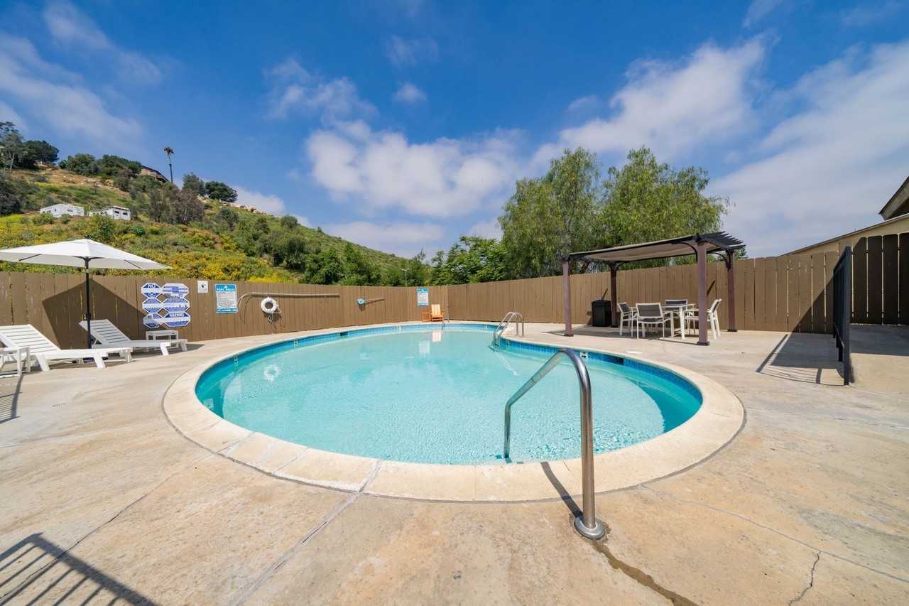 Sundance Apartments - Photo 7 of 13