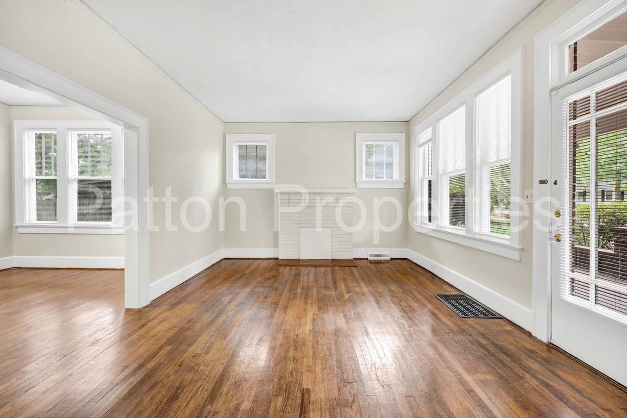 1409 Hagood Ave - Photo 3 of 22