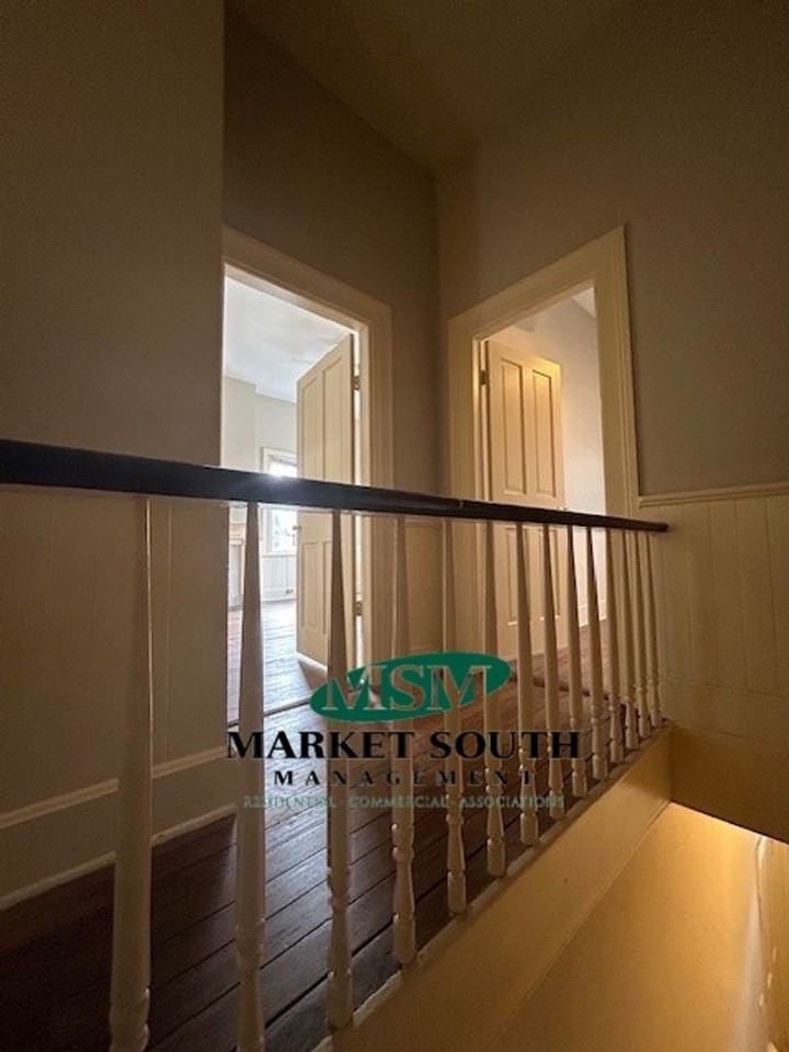 140 Jefferson St - Photo 5 of 11