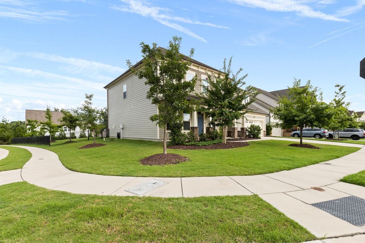 14234 Twin Eagles Ln - Photo 2 of 50