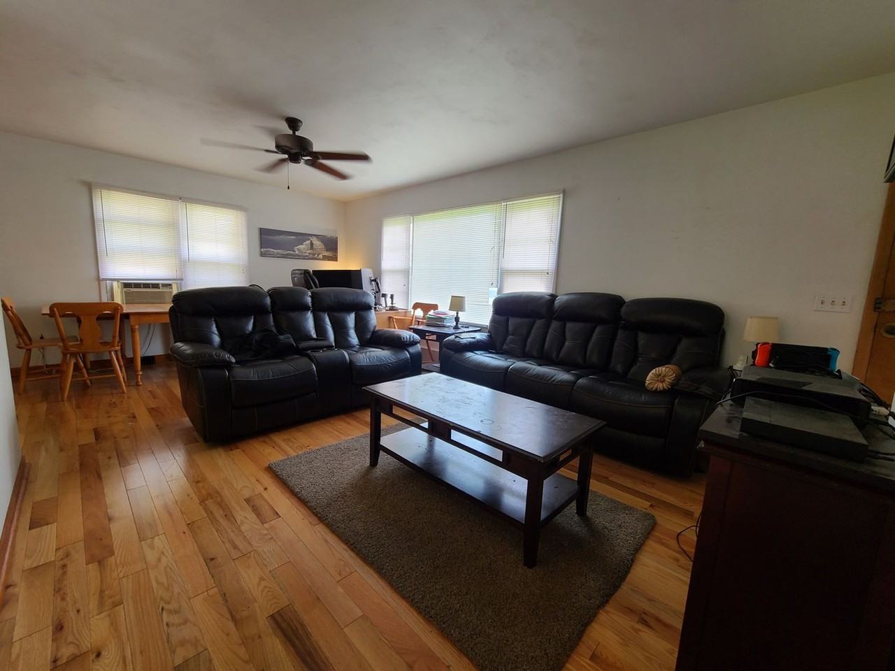 6358 N Coloma Rd - Photo 5 of 12