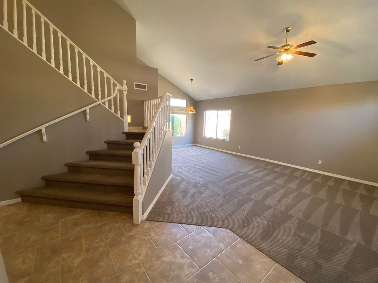 426 S Burk St - Photo 4 of 40