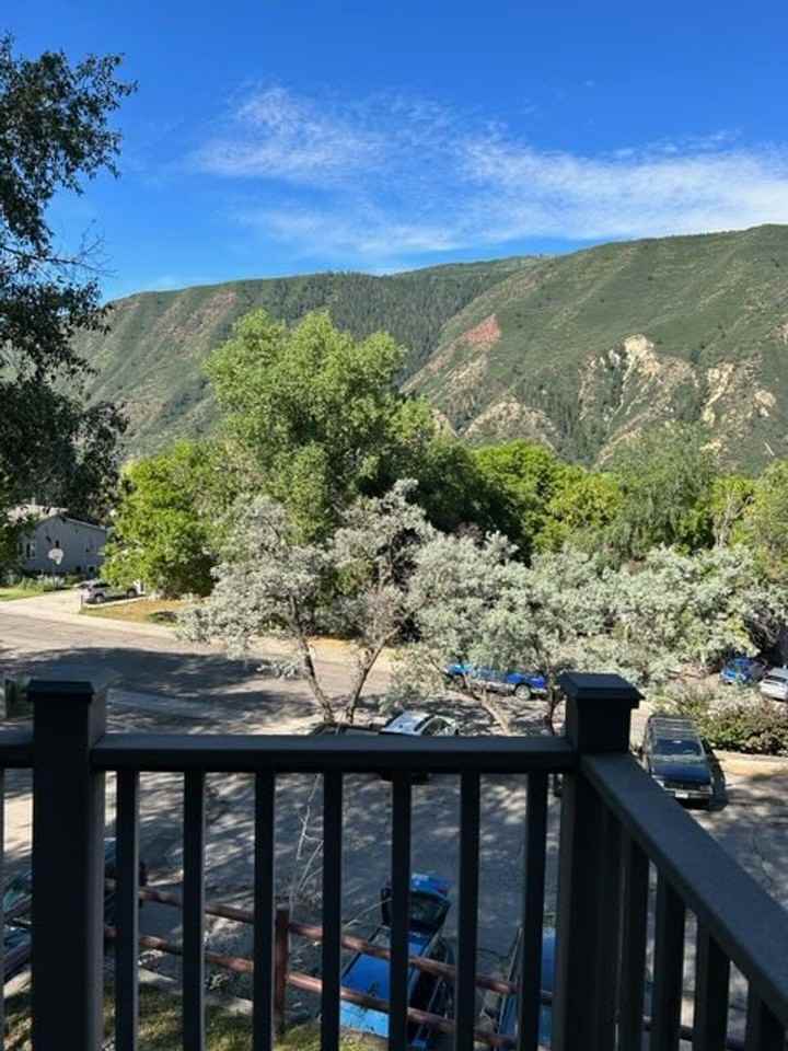 1516 Bennett Ave - Photo 2 of 12