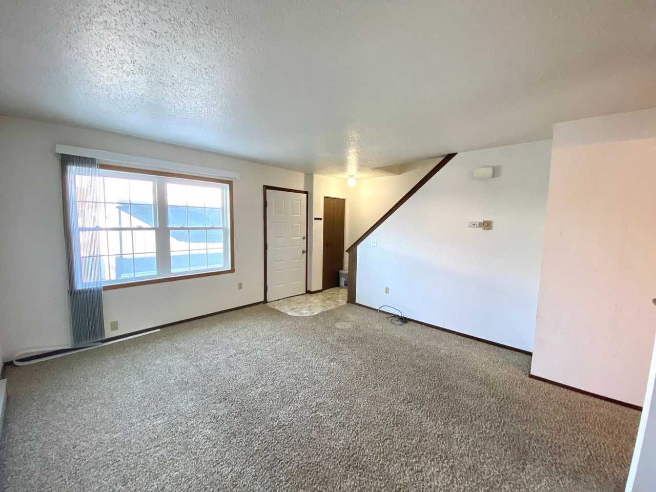 214 5th Street Northwest - Photo 6 of 28