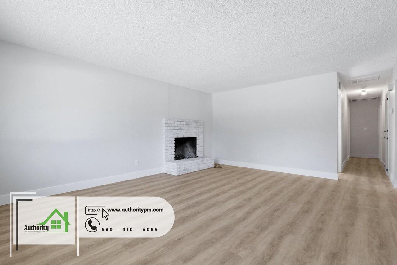 2475 Christian Ave - Photo 3 of 13