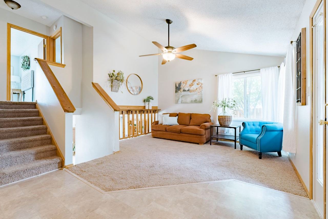 304 E Tonk St - Photo 2 of 14