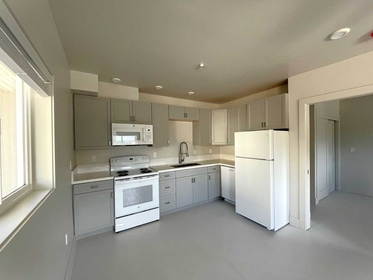 Carmel - 1336 Carmel St. San Luis Obispo, CA 93401 - Photo 2 of 10