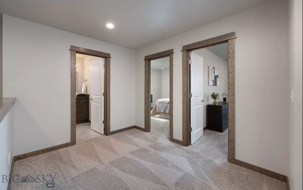 509 Winston Ln - Photo 3 of 15