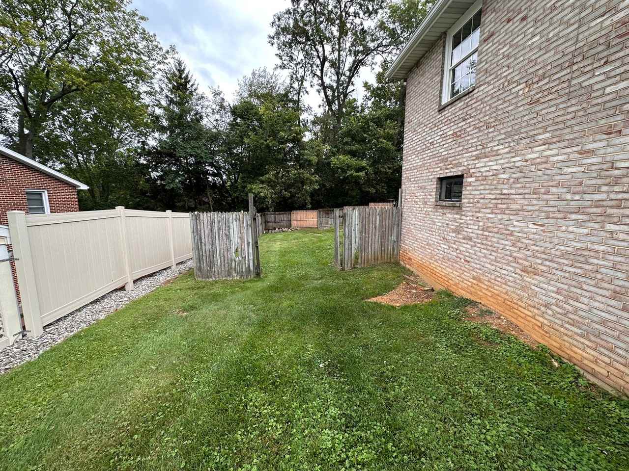 2128 Milltown Rd - Photo 3 of 24