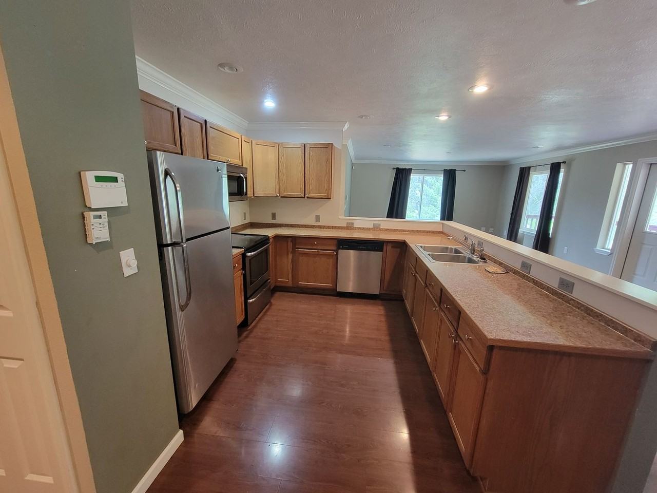 10629 Deer Valley Rd - Photo 4 of 20