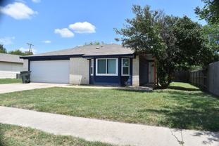 2704 Boyd Ave - Photo 1 of 1
