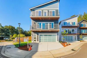 featured image of 130 Blackfish Ct