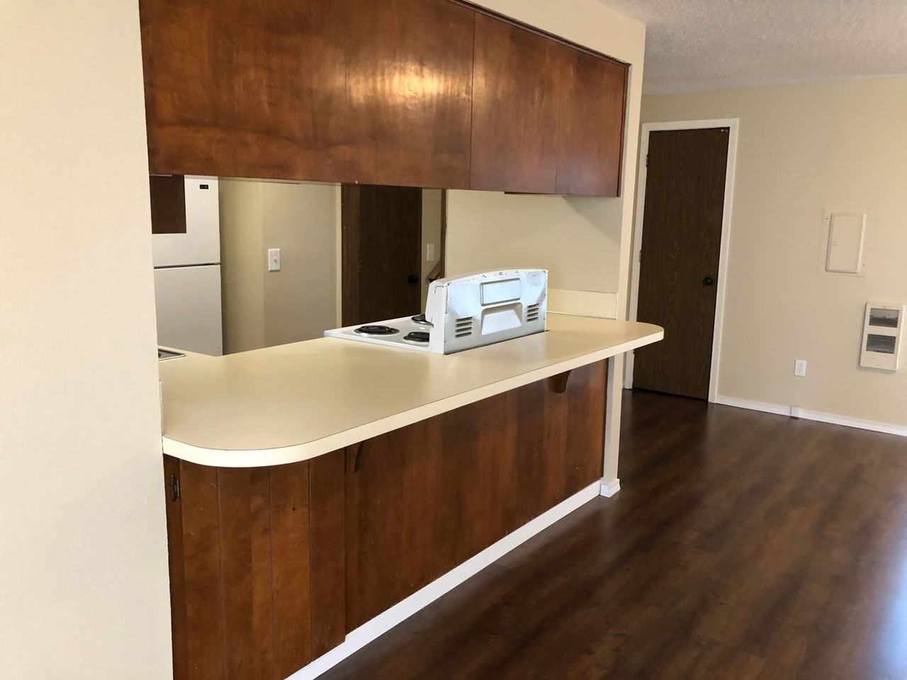 16th Ave. Condos - Photo 2 of 9