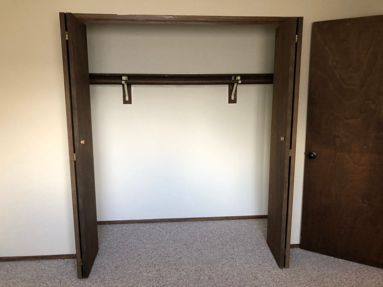 16th Ave. Condos - Photo 6 of 9