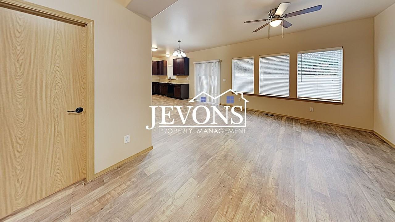 708 N 29th Ave Yakima, WA 98902 - Photo 6 of 44