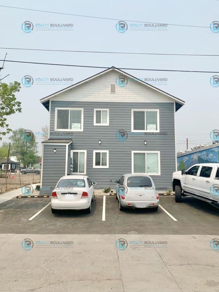 260 Vassar St. Reno, NV 89502 - Photo 2 of 17