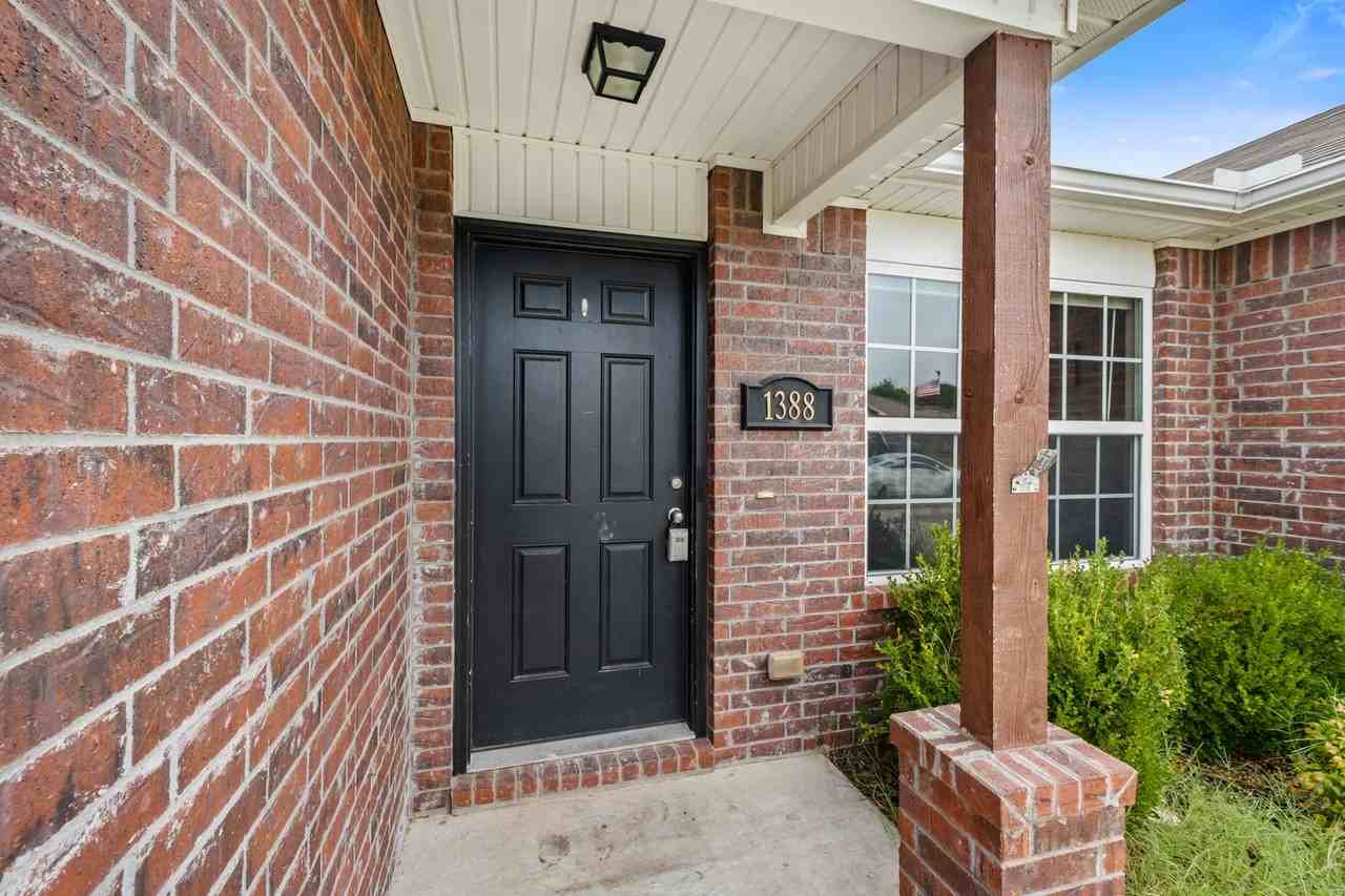 1388 S Spritz Dr - Photo 4 of 29