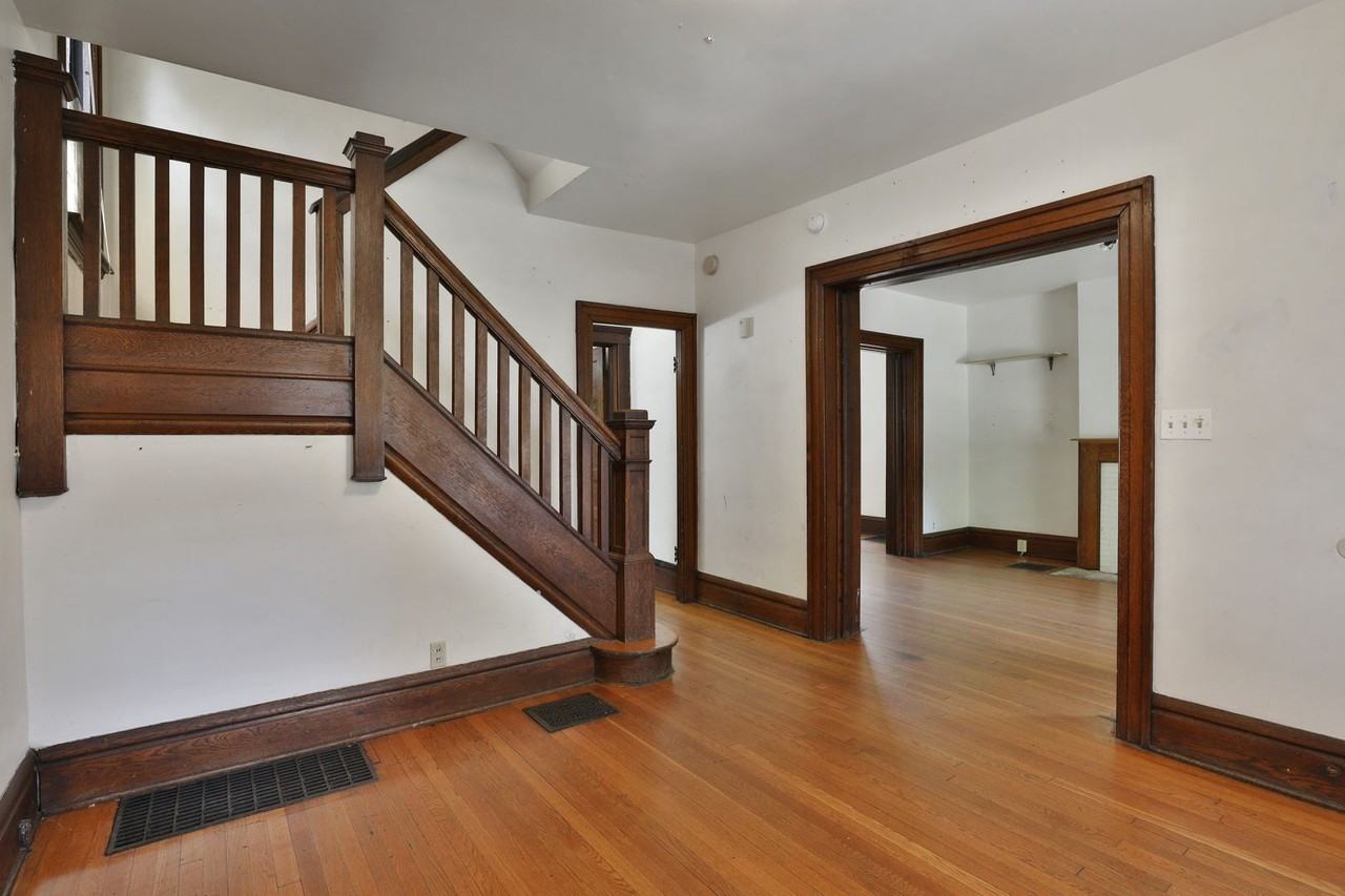 117 E Lane Ave - Photo 6 of 37