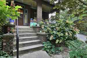 featured image of 2120 Iuka Ave